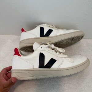 Veja V-Sneakers in Colorblock size 9